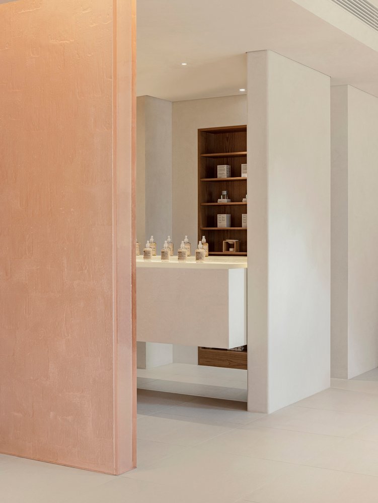 Studio Motif 设计的 GRANHAND 商店