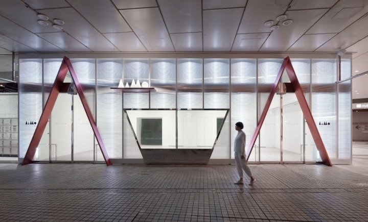 AaMo 画廊，WALTZ.，东京 – 日本