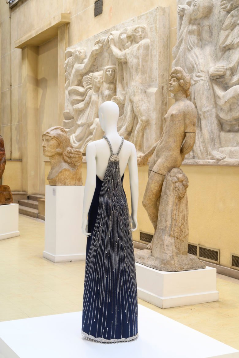 背面 /Dos à la Mode x Hans Boott 人体模型