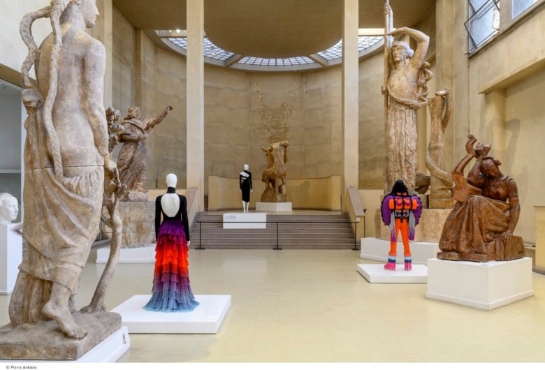 背面 /Dos à la Mode x Hans Boott 人体模型