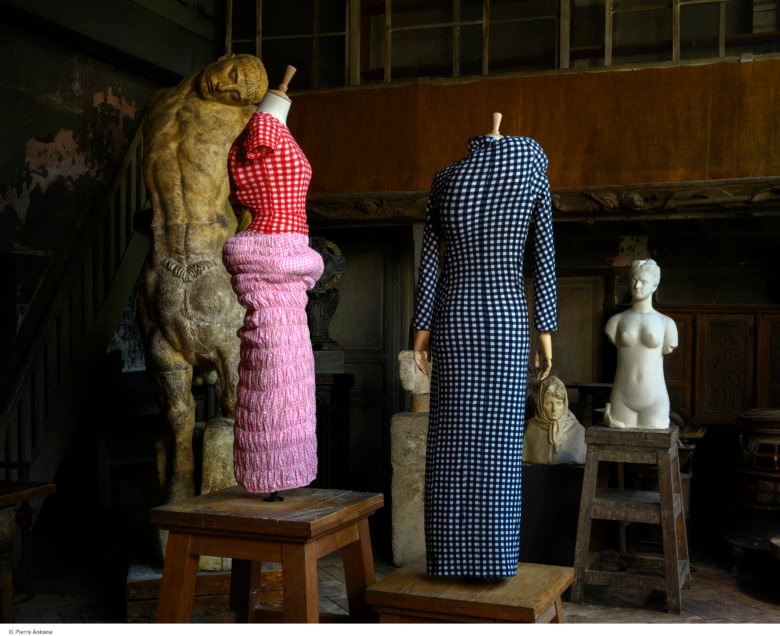 背面 /Dos à la Mode x Hans Boott 人体模型