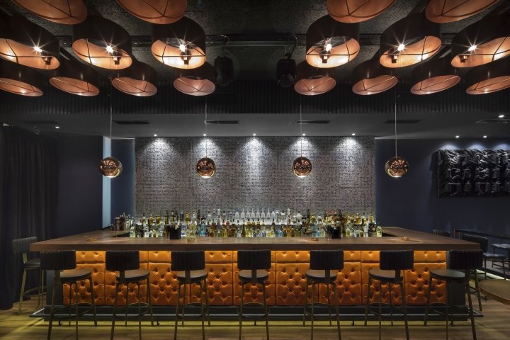 Gaspar_ 由 G2lab 设计的俱乐部,阿尔塔 – 希腊 Gaspar_ 由 G2lab 设计的俱乐部,阿尔塔 – 希腊