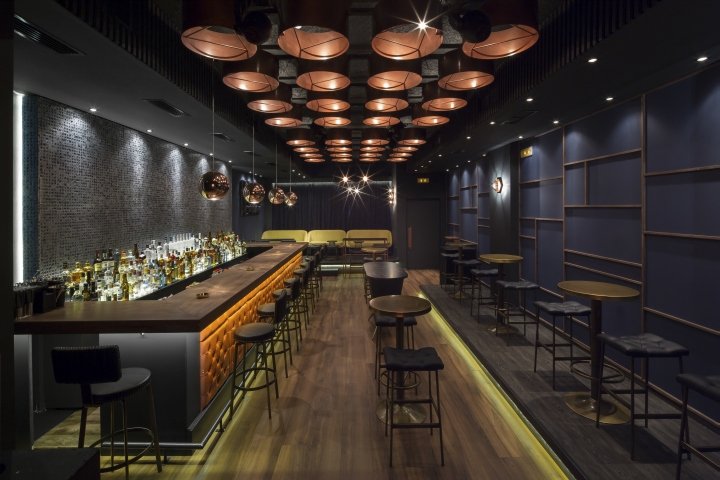 Gaspar_ 由 G2lab 设计的俱乐部,阿尔塔 – 希腊 Gaspar_ 由 G2lab 设计的俱乐部,阿尔塔 – 希腊