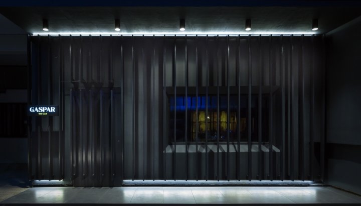 Gaspar_ 由 G2lab 设计的俱乐部,阿尔塔 – 希腊 Gaspar_ 由 G2lab 设计的俱乐部,阿尔塔 – 希腊