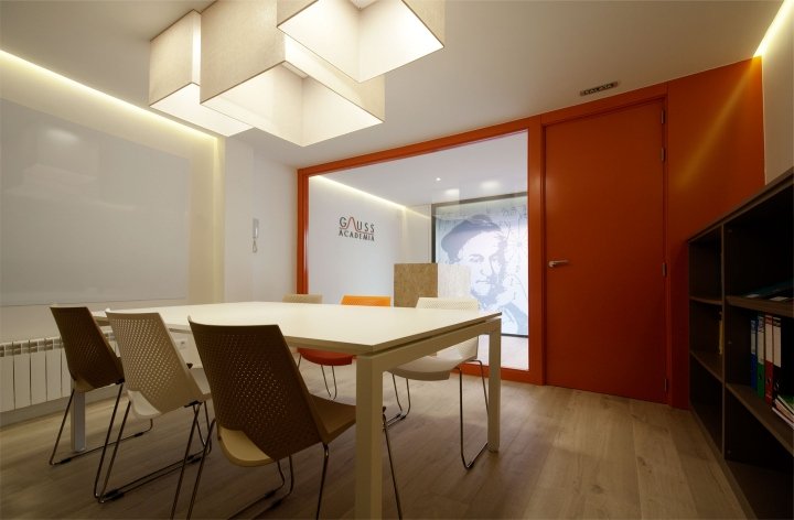 高斯学院,interior03,圣多明各德拉卡尔萨达 – 西班牙 高斯学院,interior03,圣多明各德拉卡尔萨达 – 西班牙