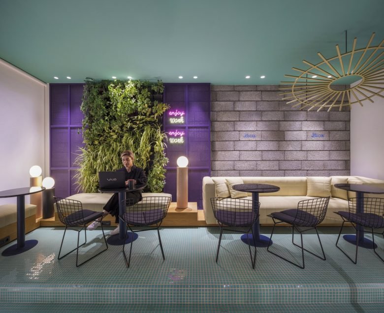 波斯花园工作室的戈巴迪安办公室