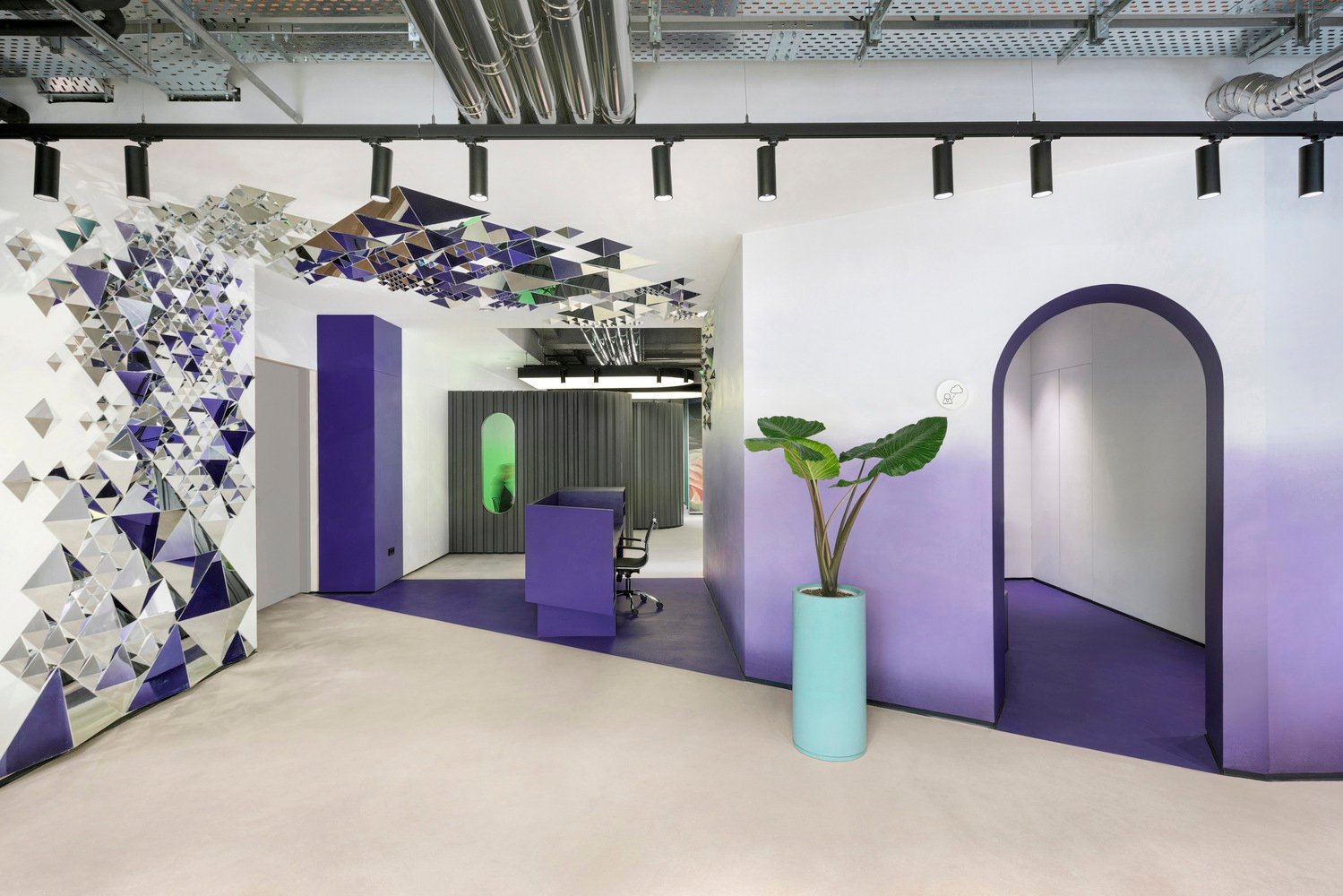 波斯花园工作室的戈巴迪安办公室