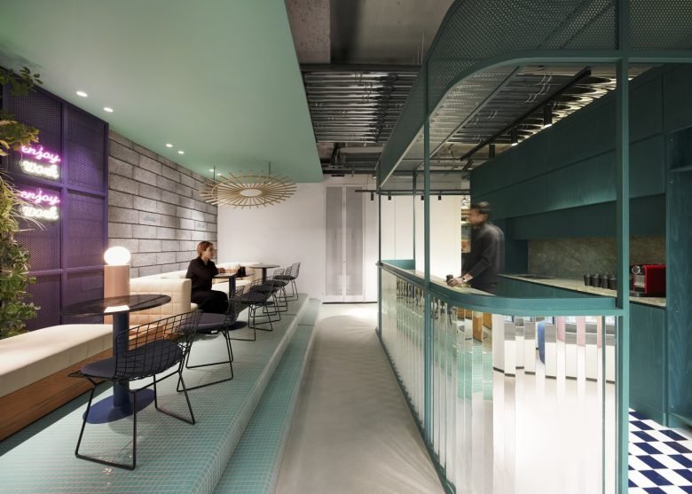 波斯花园工作室的戈巴迪安办公室