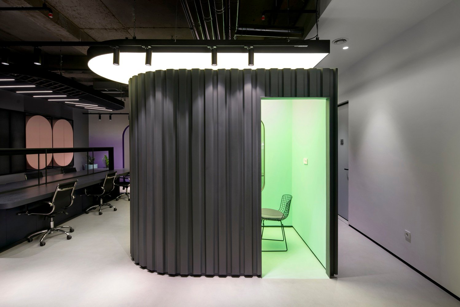 波斯花园工作室的戈巴迪安办公室