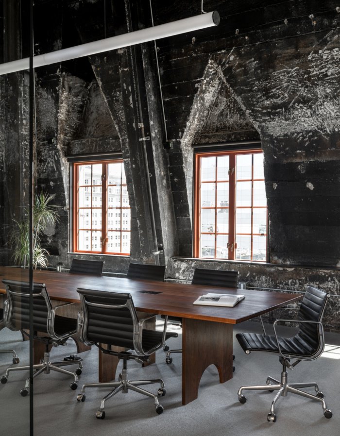 JHL Design 设计的全球技术转移集团 (GTT) 办公室