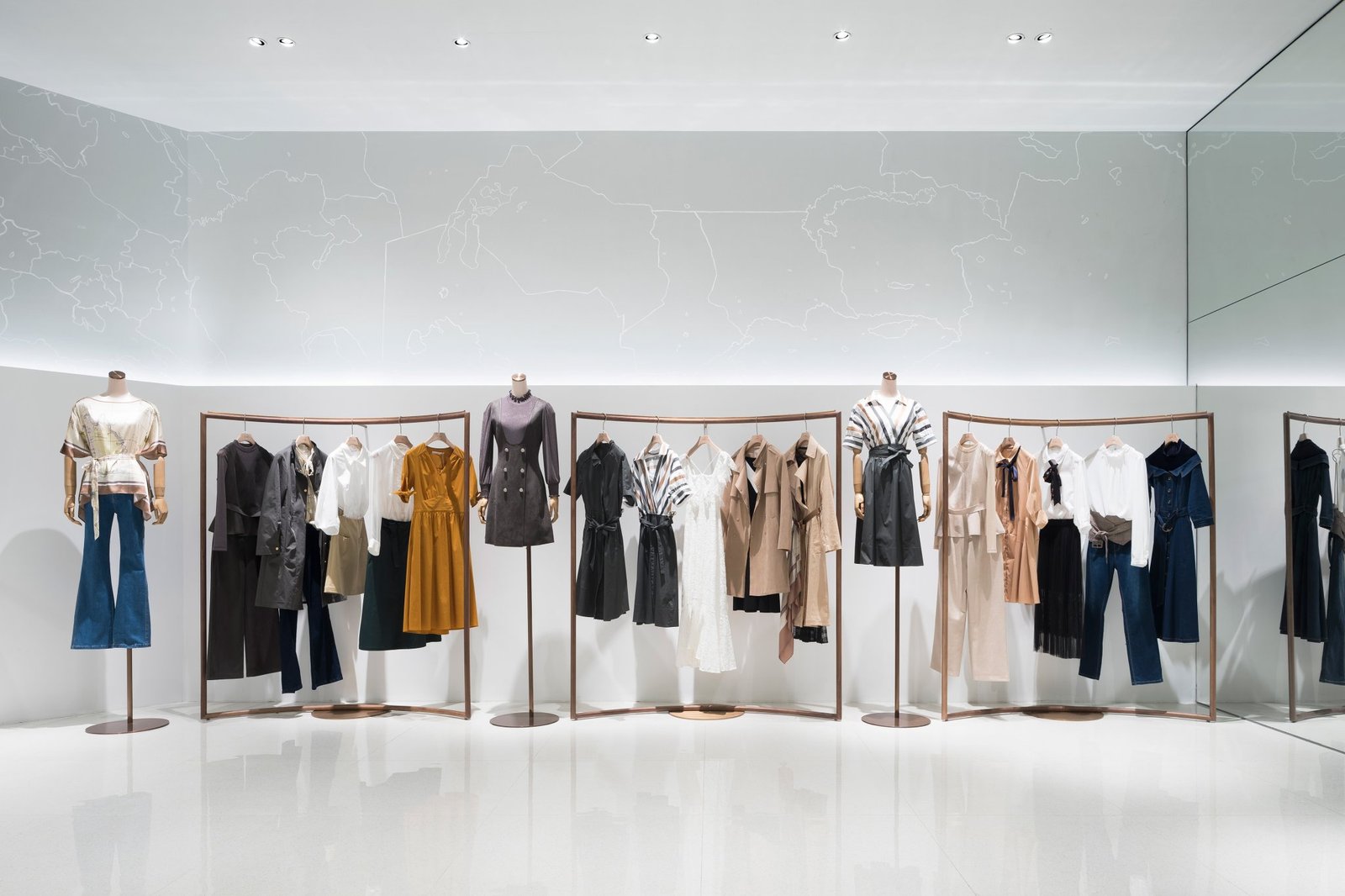 I IN 的 Gloria 概念店