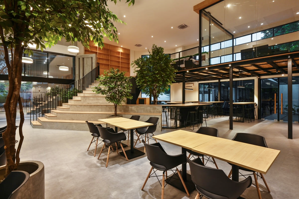 Archiplan 室内设计的 Glow 生产办公室