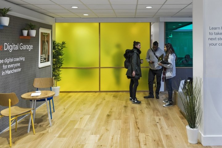 Google Digital Garage 由 Dalziel & Pow 和 WRG 设计，英国曼彻斯特