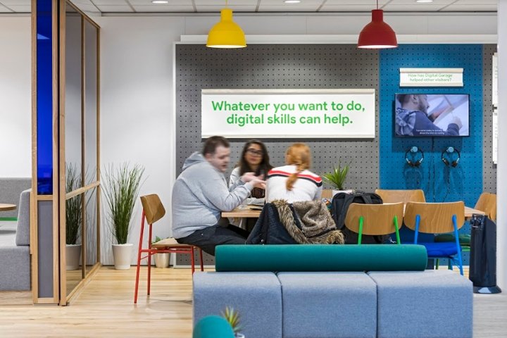 Google Digital Garage 由 Dalziel & Pow 和 WRG 设计，英国曼彻斯特