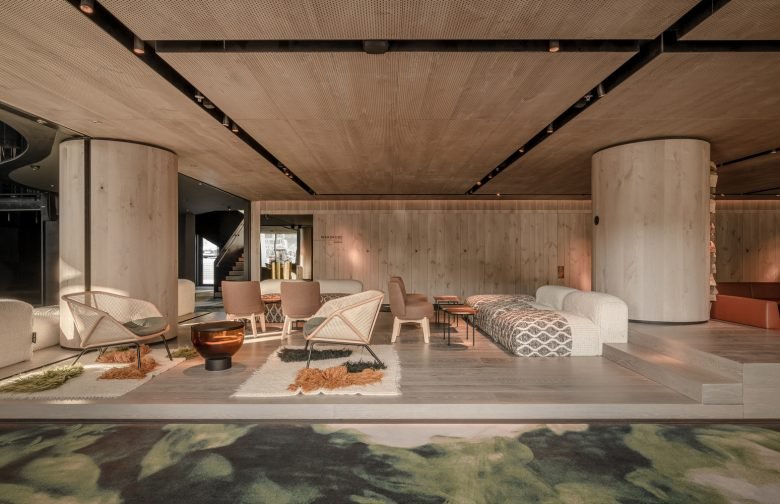 YOD 集团艾米丽大酒店大堂