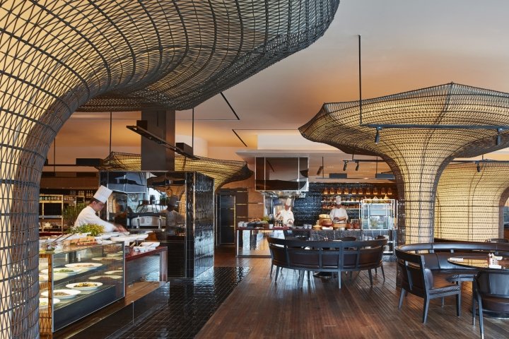 大连君悦酒店展示厨房，由 NAO Taniyama & Associates 设计，大连 – 中国