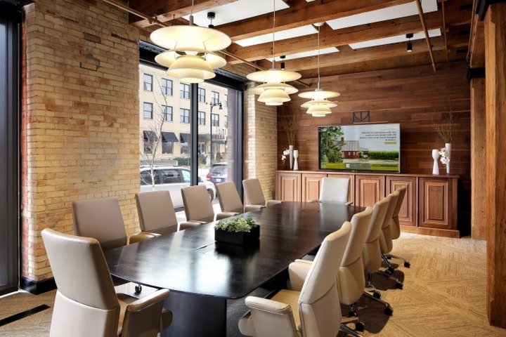 Greenleaf Trust 办公室由 TowerPinkster 设计，密歇根州大急流城