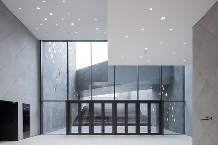 Büro Ole Scheeren 的“卫报艺术中心”，北京 – 中国