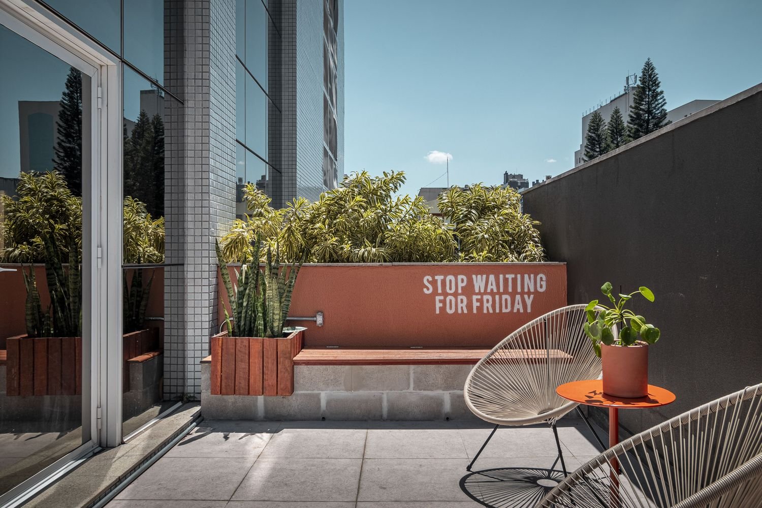 H.it 美容院 / Danielle Martins Arquitetura