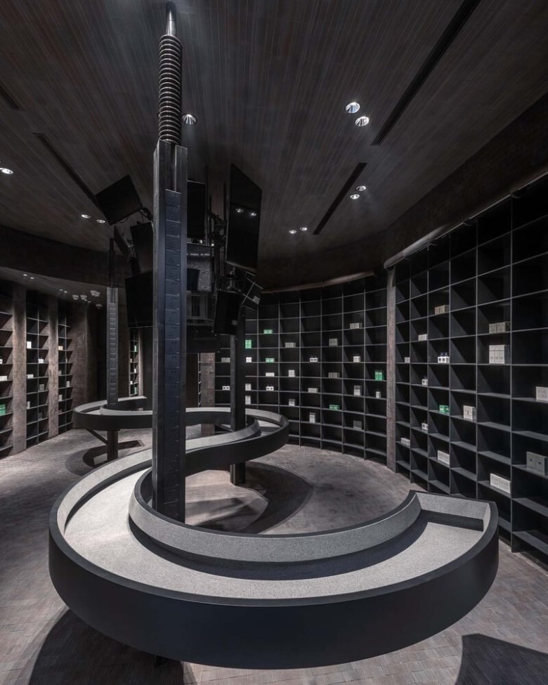 NIHILII STUDIO 设计的 HARMAY 商店