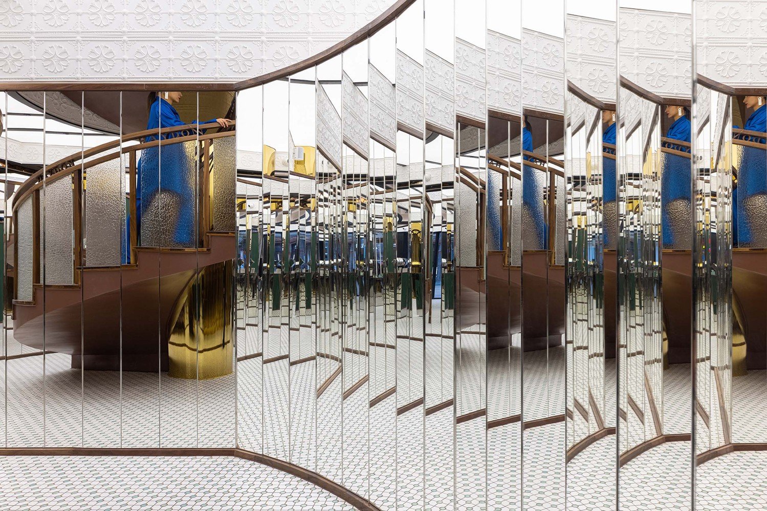 HAYDON 上海由不同的同事设计