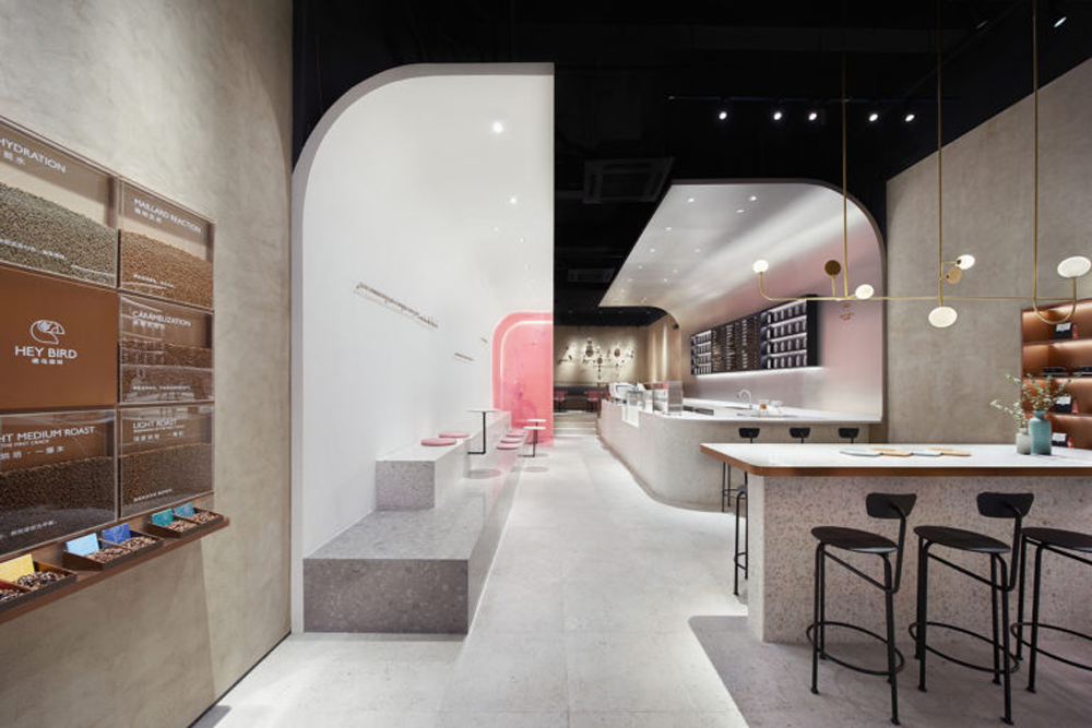 Tomshi & Associates 的 HEY BIRD 咖啡