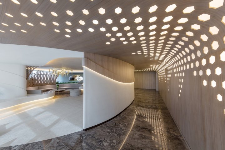 香港 PAL Design 设计的 HKIRC 医疗中心