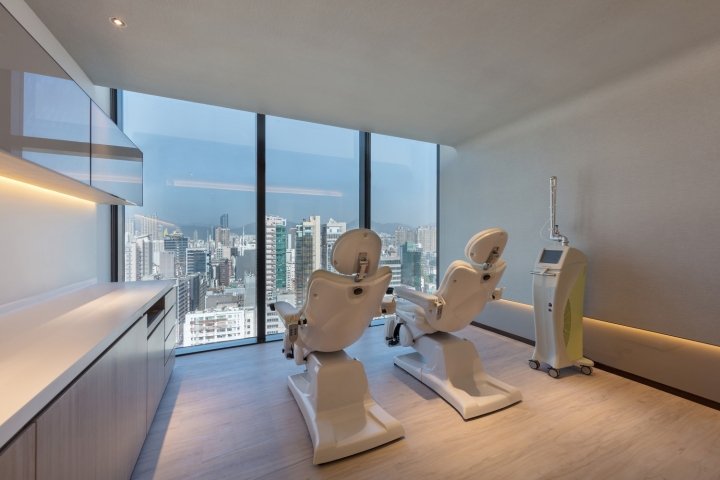 香港 PAL Design 设计的 HKIRC 医疗中心