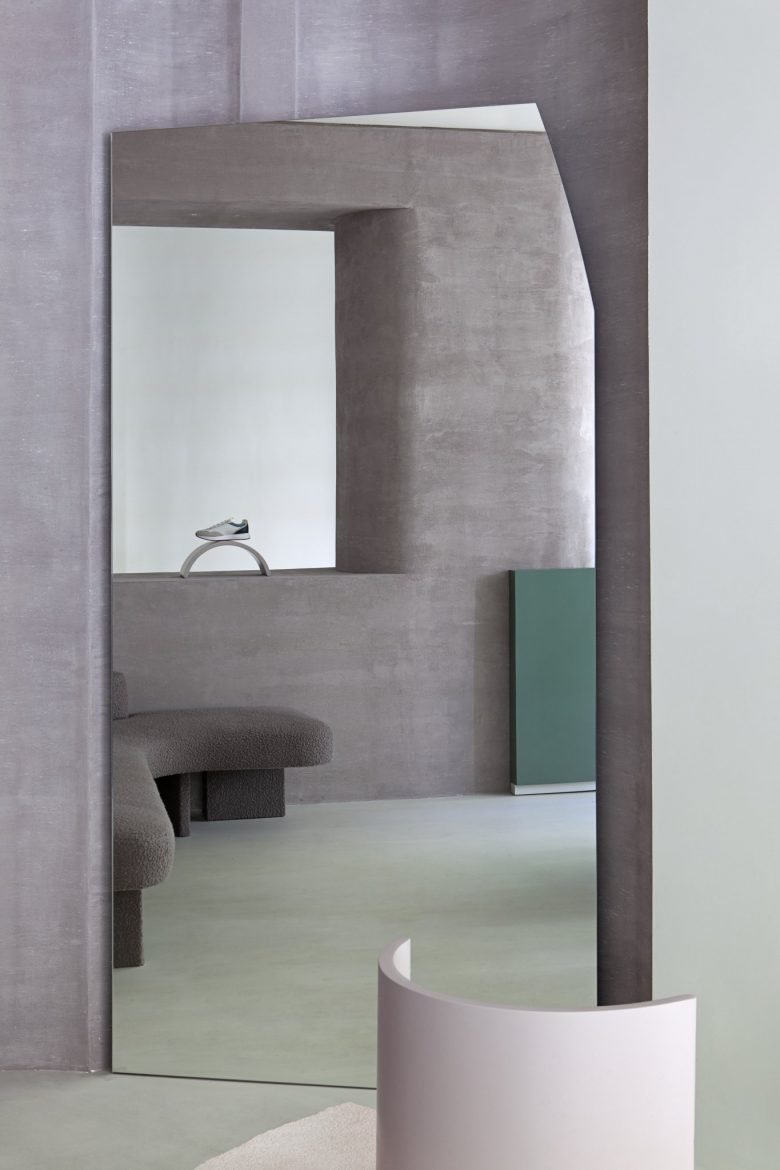 HOFF 旗舰店由 CISZAK DALMAS FERRARI 设计