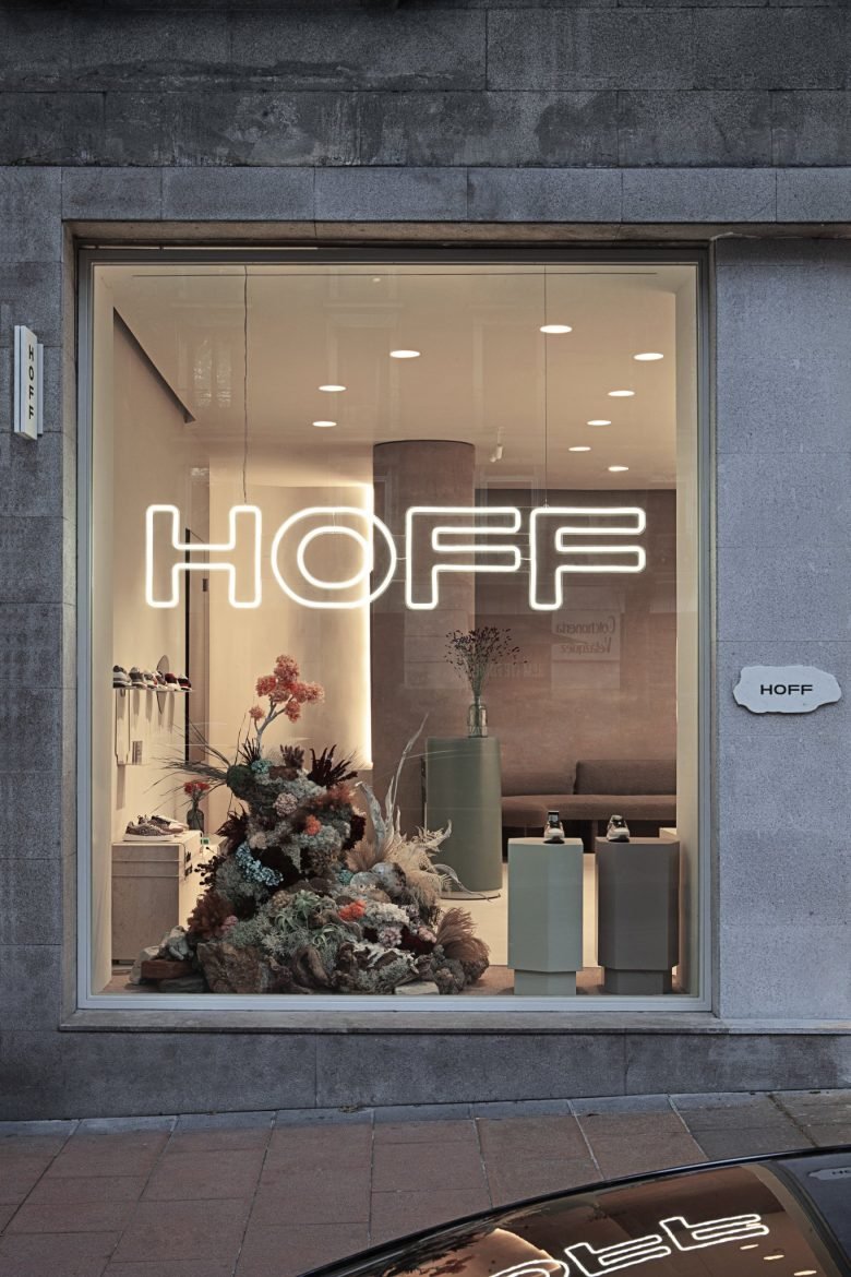 HOFF 旗舰店由 CISZAK DALMAS FERRARI 设计