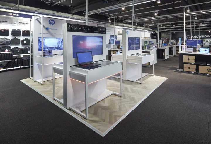 惠普欧洲、中东和非洲店内数字体验由 Briggs Hillier 设计，荷兰阿姆斯特丹