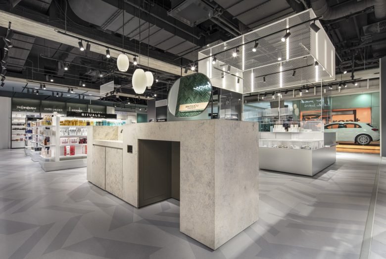 斯图加特机场香水店 | 由 DIA – Dittel Architekten 设计