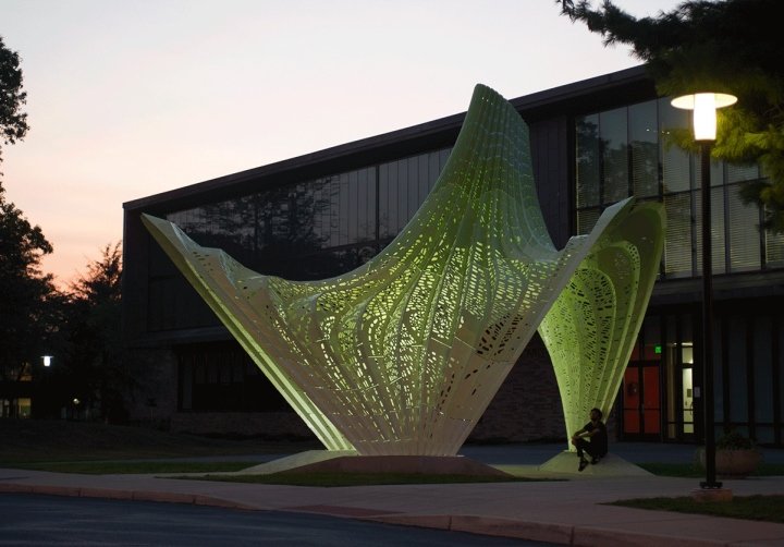 Hyparbole 装置由 Marc Fornes / THEVERYMANY 设计,普罗维登斯 – 罗德岛州 Hyparbole 装置由 Marc Fornes / THEVERYMANY 设计,普罗维登斯 – 罗德岛州