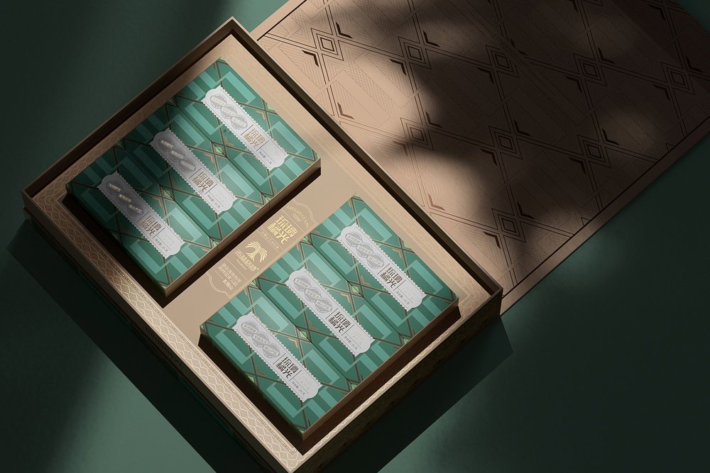 Hainan Wuzhi Mountain by Gu Ge