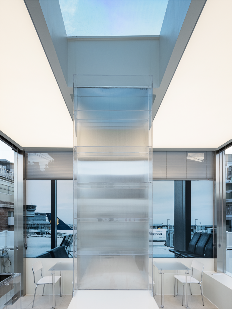 yolllley studio 设计的 Hannam Berg 咖啡馆