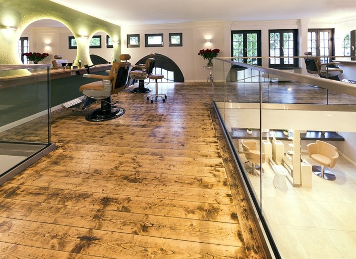 Harisis 美发沙龙,利普施塔特 – 德国 Harisis 美发沙龙,利普施塔特 – 德国