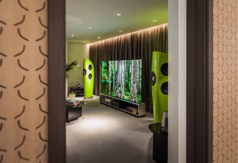 Gensler 设计的 Harrods 电子部门