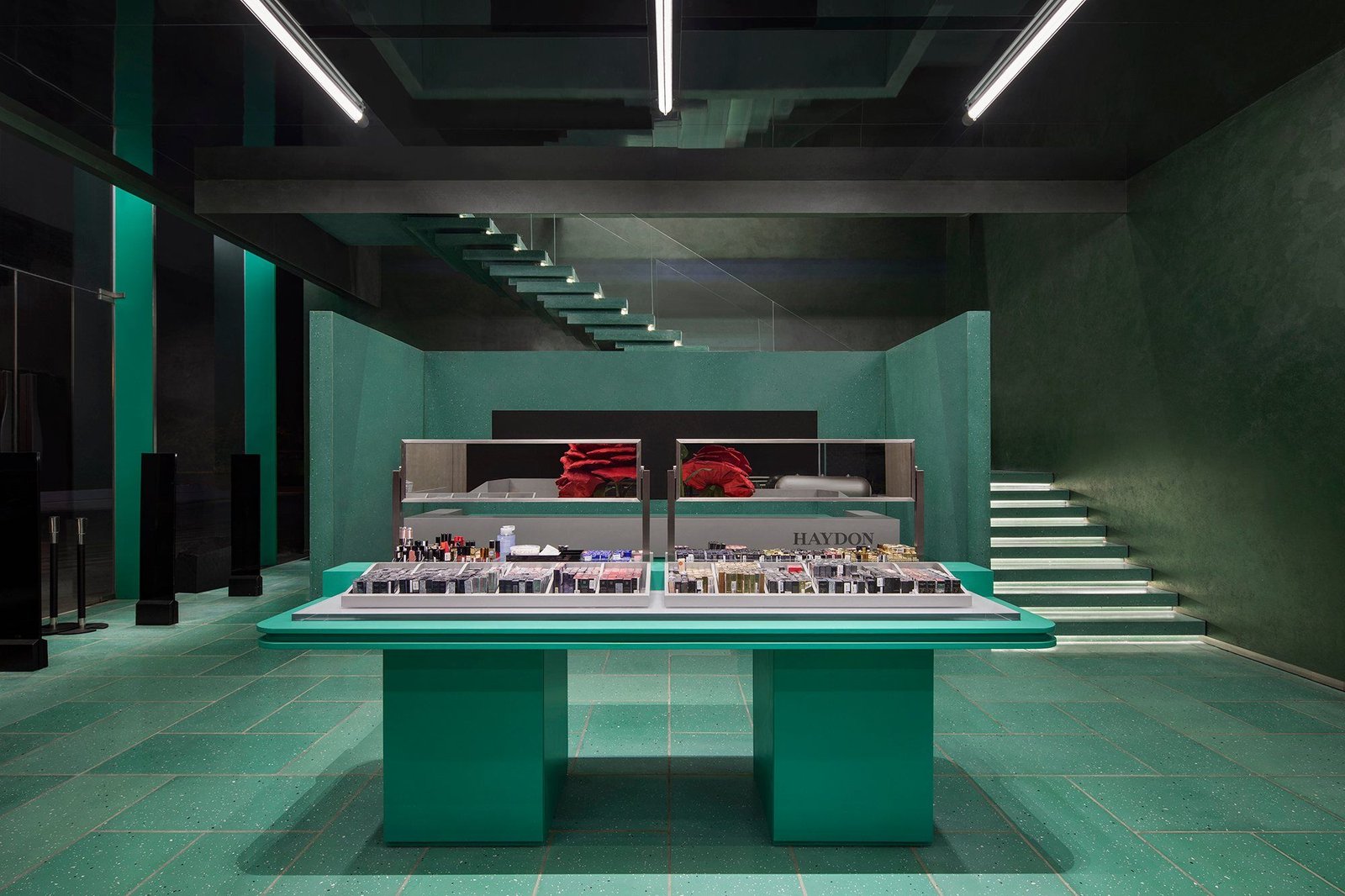 Salone Del Salon 设计的 Haydon 商店