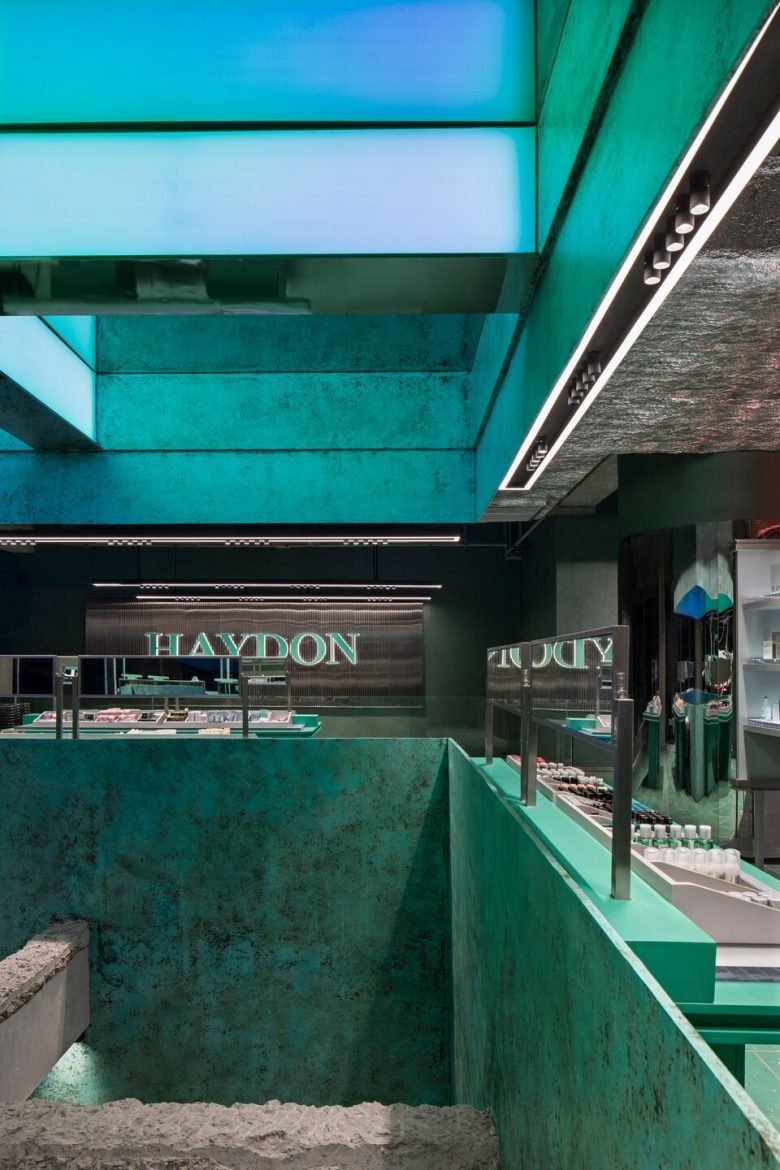 Salone Del Salon 设计的 Haydon 商店