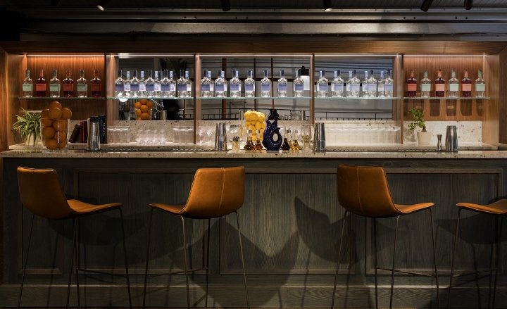 由 Contagious Design 设计的 Hayman’s Gin Distillery，英国伦敦