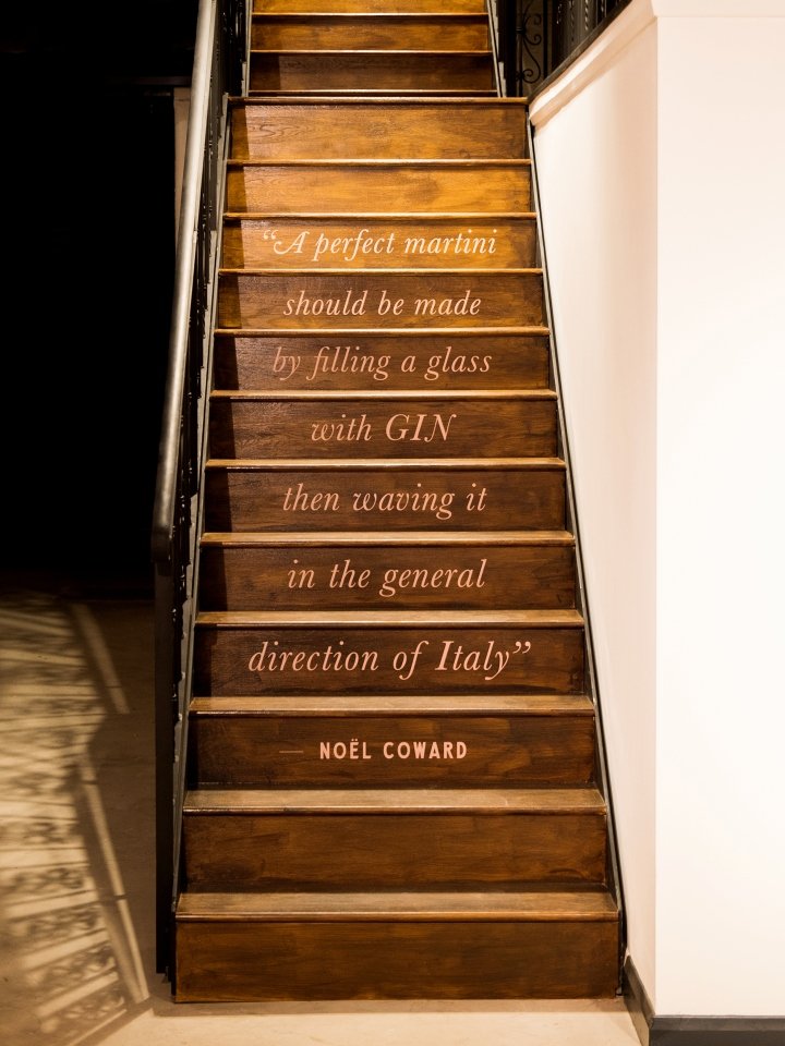 由 Contagious Design 设计的 Hayman’s Gin Distillery，英国伦敦