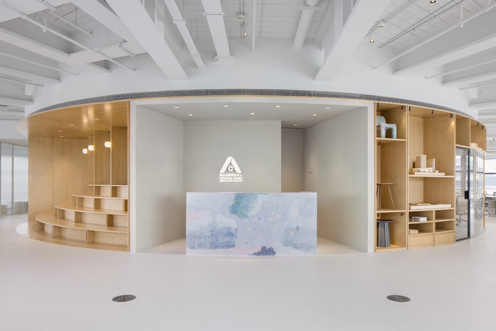 河南建业总部 by Linehouse