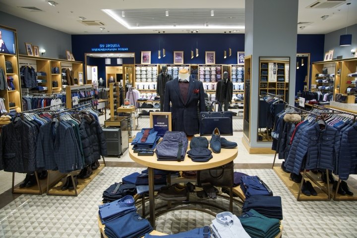 Briggs Hillier 设计的 Henderson 商店，俄罗斯莫斯科