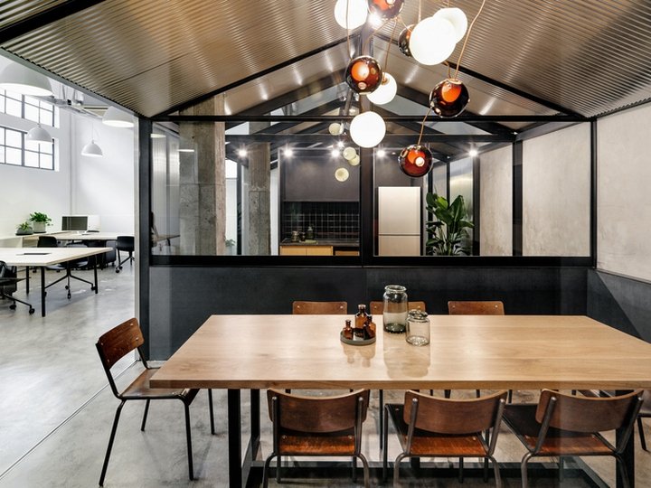 Herschel Supply Office by Linehouse，中国上海