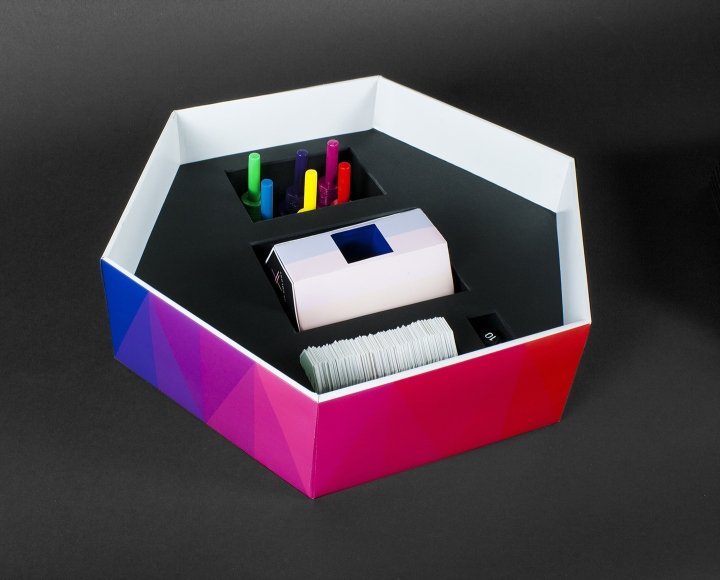 Pauline Capote 的六角包装