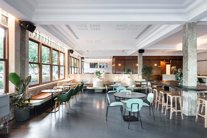 Highroad 餐厅由 Foolscap Studio 设计，澳大利亚堪培拉