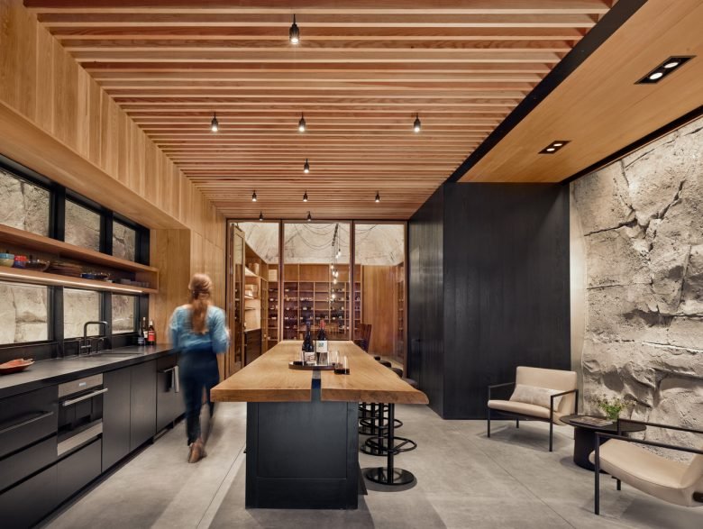 克莱顿·科特 (Clayton Korte) 设计的丘陵乡村酒窖 克莱顿·科特 (Clayton Korte) 设计的丘陵乡村酒窖