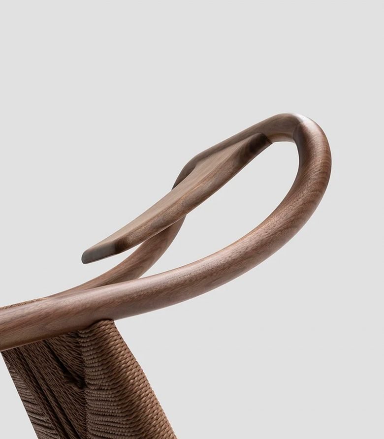 山椅由 Yen-Hao, Chu 为 Ziihome 设计