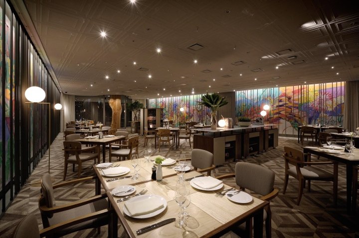 Hills Club 餐厅,由 NAO Taniyama & Associates 设计,日本东京 Hills Club 餐厅,由 NAO Taniyama & Associates 设计,日本东京