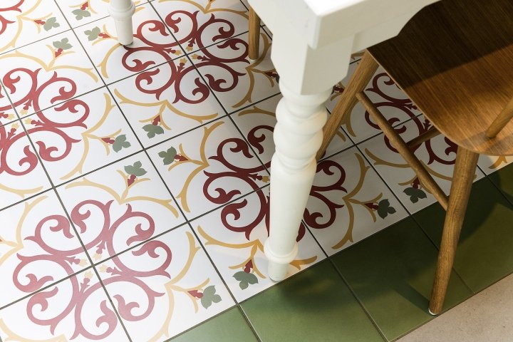 Hofschenke 餐厅,由 Konrad Knoblauch 设计,德国马克多夫 Hofschenke 餐厅,由 Konrad Knoblauch 设计,德国马克多夫